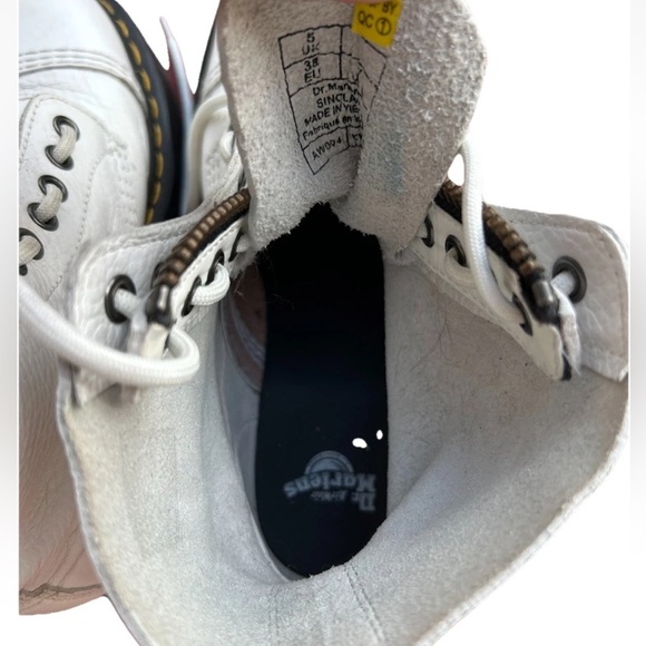 Dr. Martens Sinclair Platform Boots White Leather Front Zip Size 7 - Picture 6 of 13